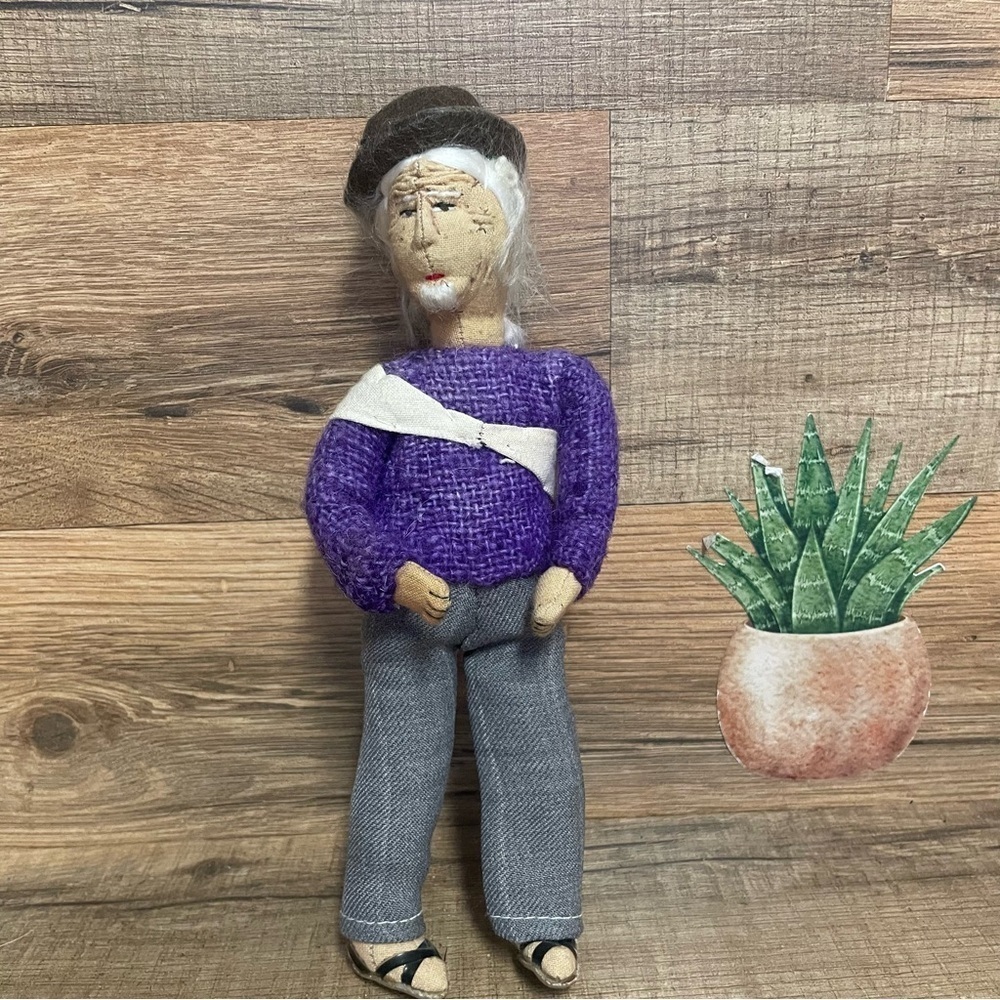 Handcrafted Traditional Bolivian Artesania Grandpa Woolen Doll 7.5”